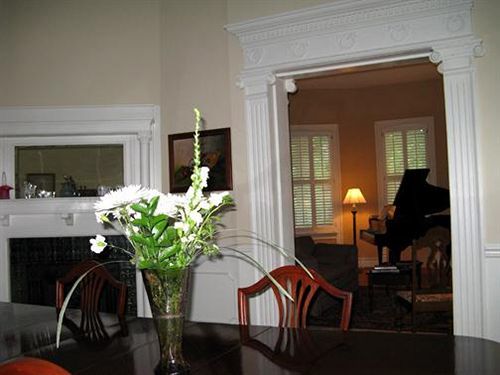 Charles Bass House Bed & Breakfast South Boston Exterior photo
