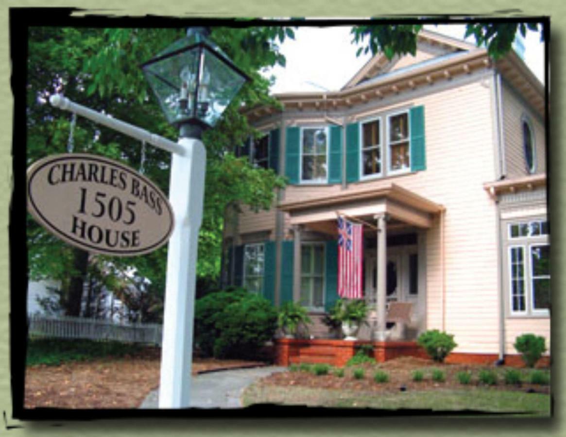 Charles Bass House Bed & Breakfast South Boston Exterior photo